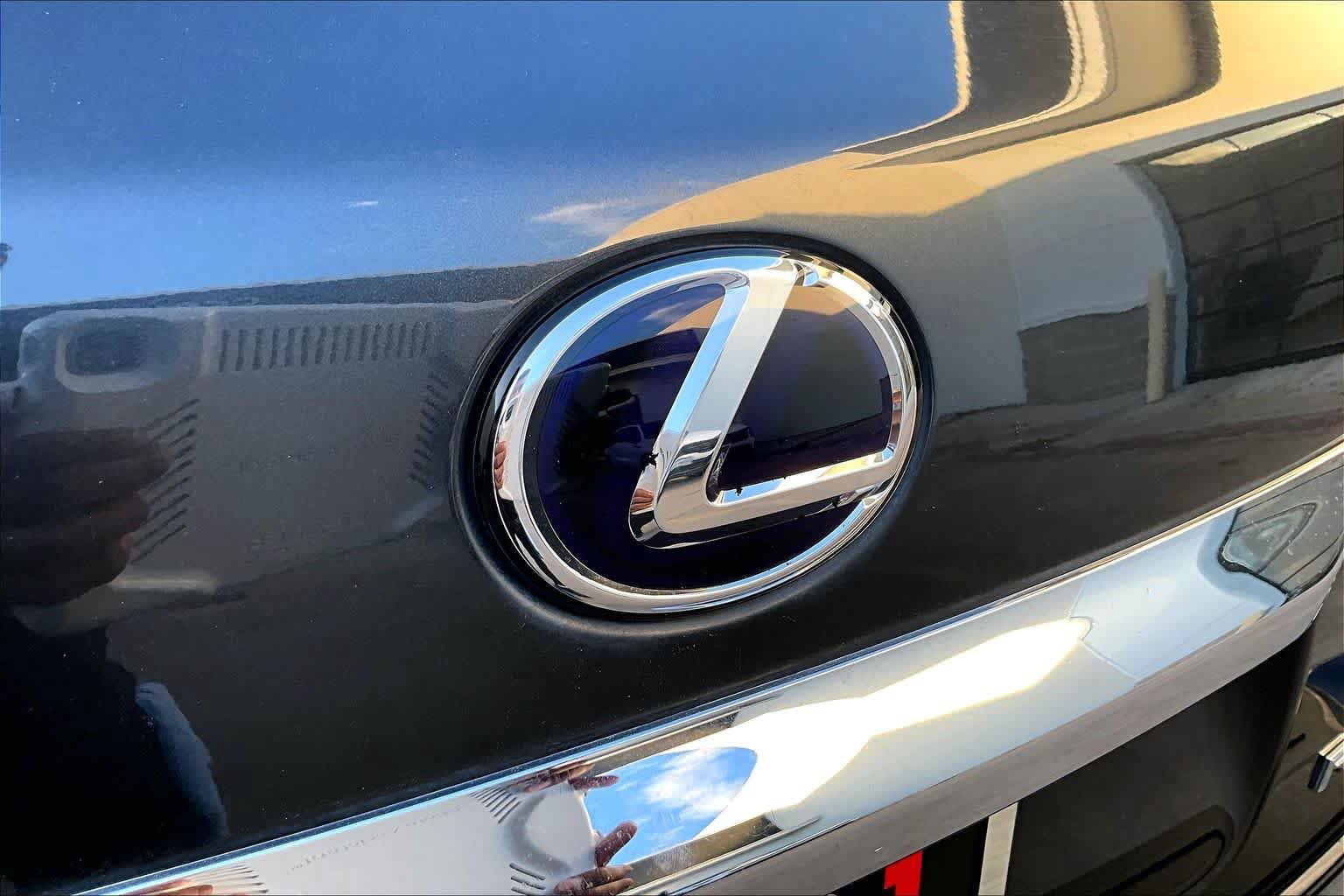 Used 2011 Lexus RX 450h AWD w/ Premium Pkg image 30