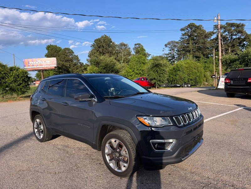 Used 2018 Jeep Compass Limited w/ Safe & Security Group AWD/4WD image 8