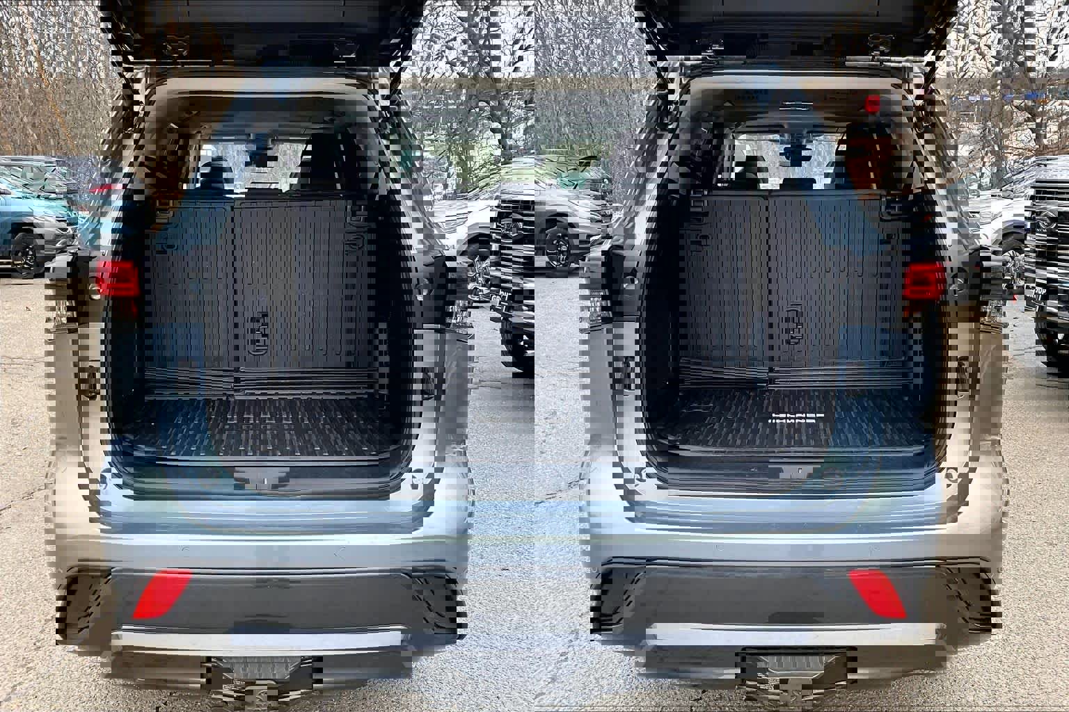 Used 2023 Toyota Highlander Limited image 31