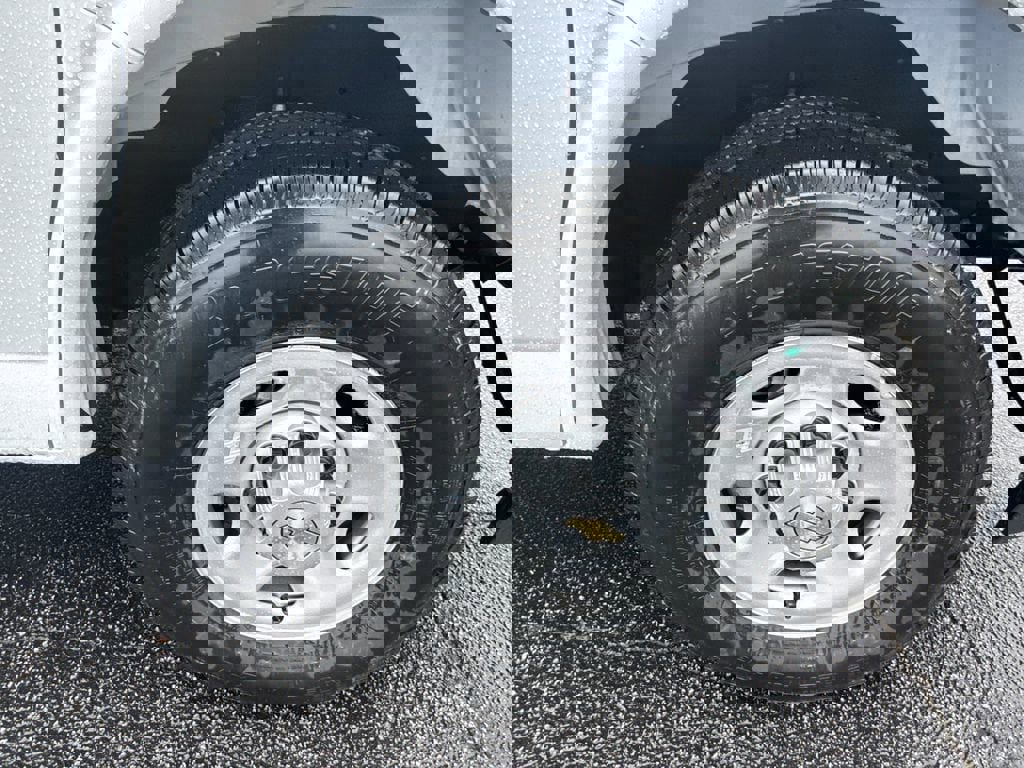 New 2026 Chevrolet Express 3500 w/ Power Convenience Package RWD image 13