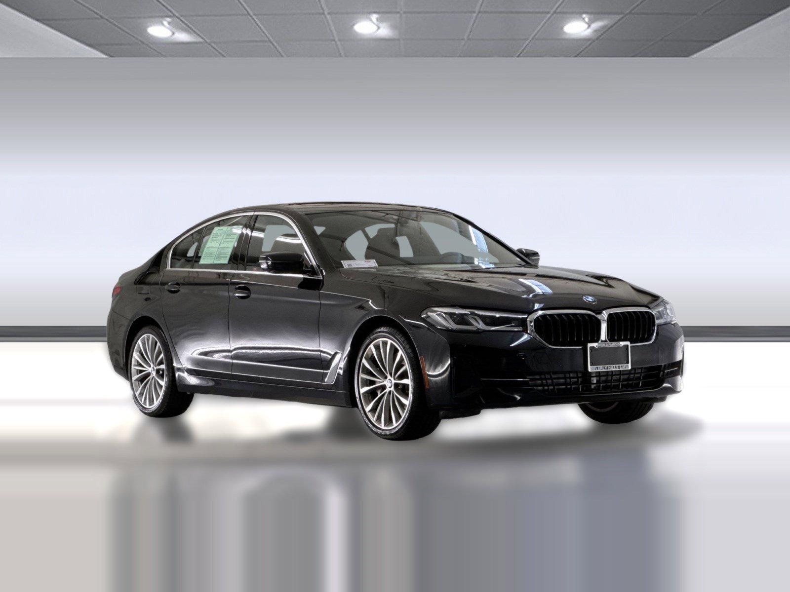 Certified 2023 BMW 530i w/ Convenience Package image 7