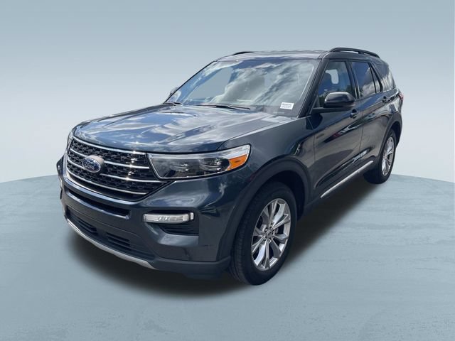 Used 2024 Ford Explorer XLT w/ Equipment Group 202A AWD/4WD image 9
