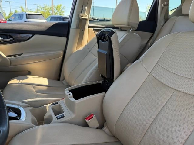 Used 2016 Nissan Rogue SL AWD/4WD image 31