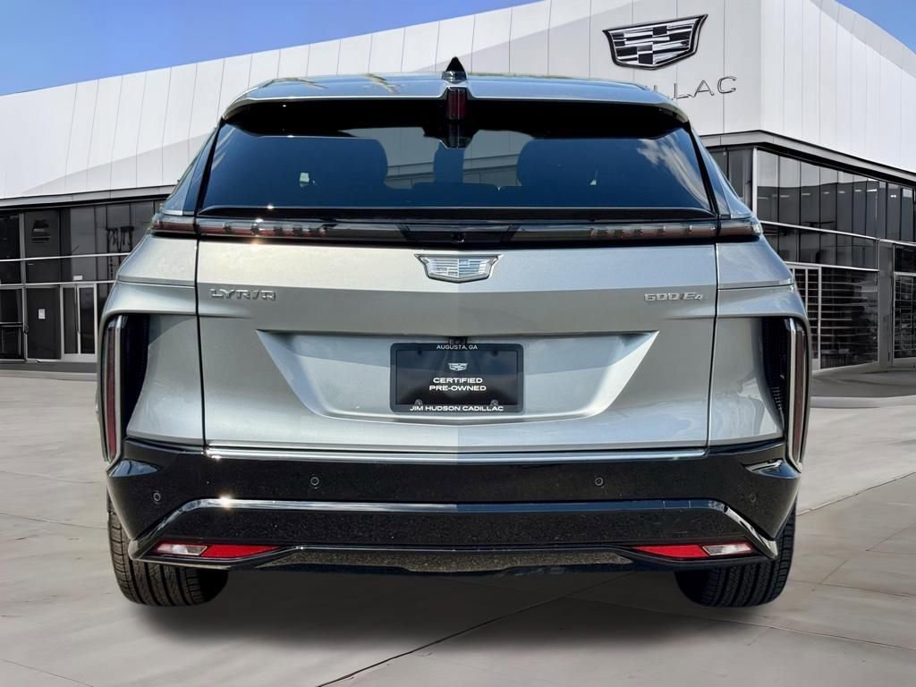 Certified 2025 Cadillac Lyriq Luxury w/ LPO, Floor Liner Package AWD/4WD image 7