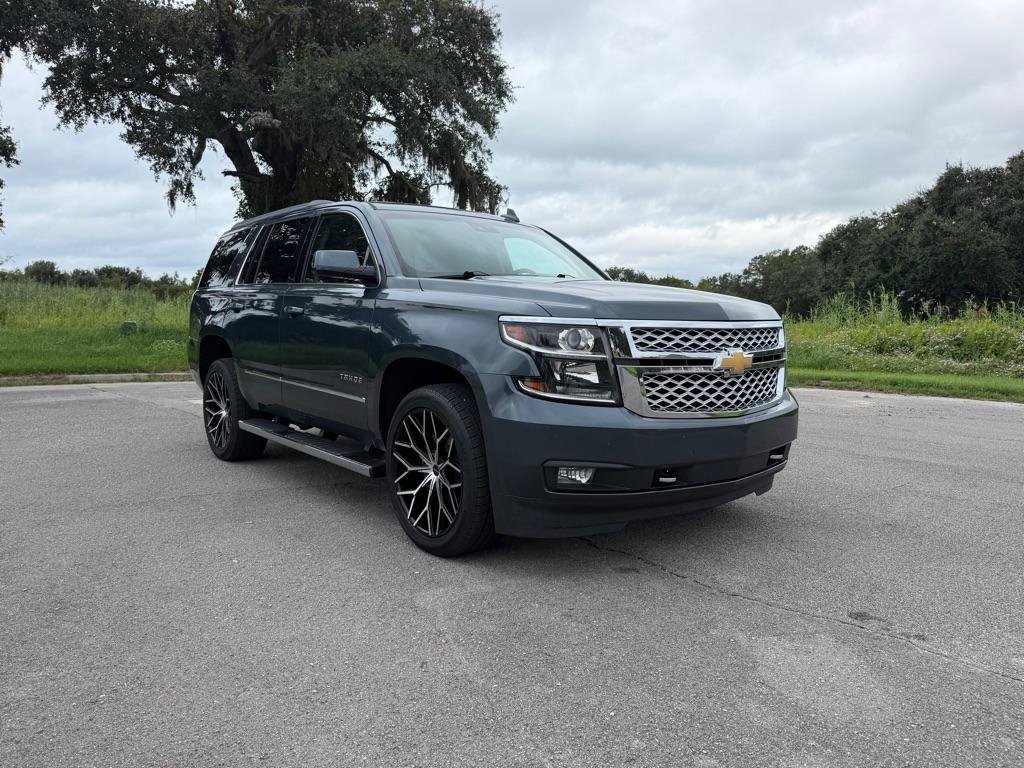 Used 2019 Chevrolet Tahoe LT w/ LT Signature Package RWD image 8
