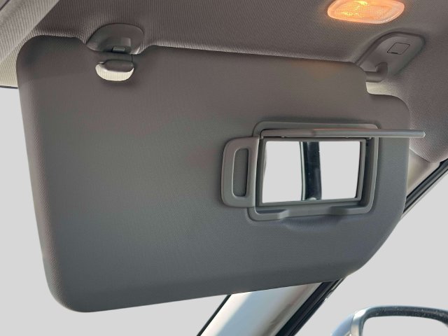 Certified 2025 Nissan Rogue SV AWD/4WD image 27