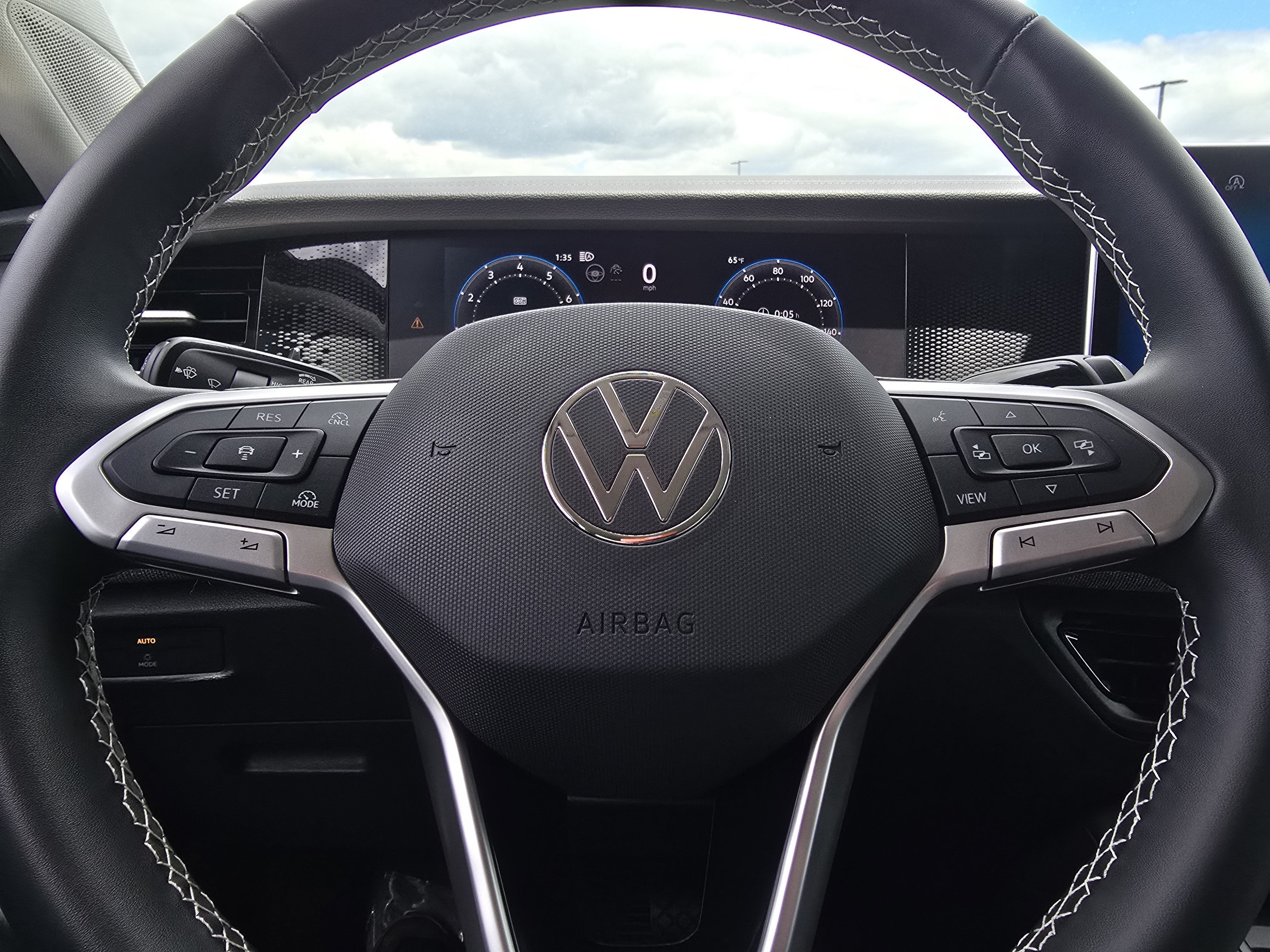 New 2025 Volkswagen Tiguan S AWD/4WD image 22