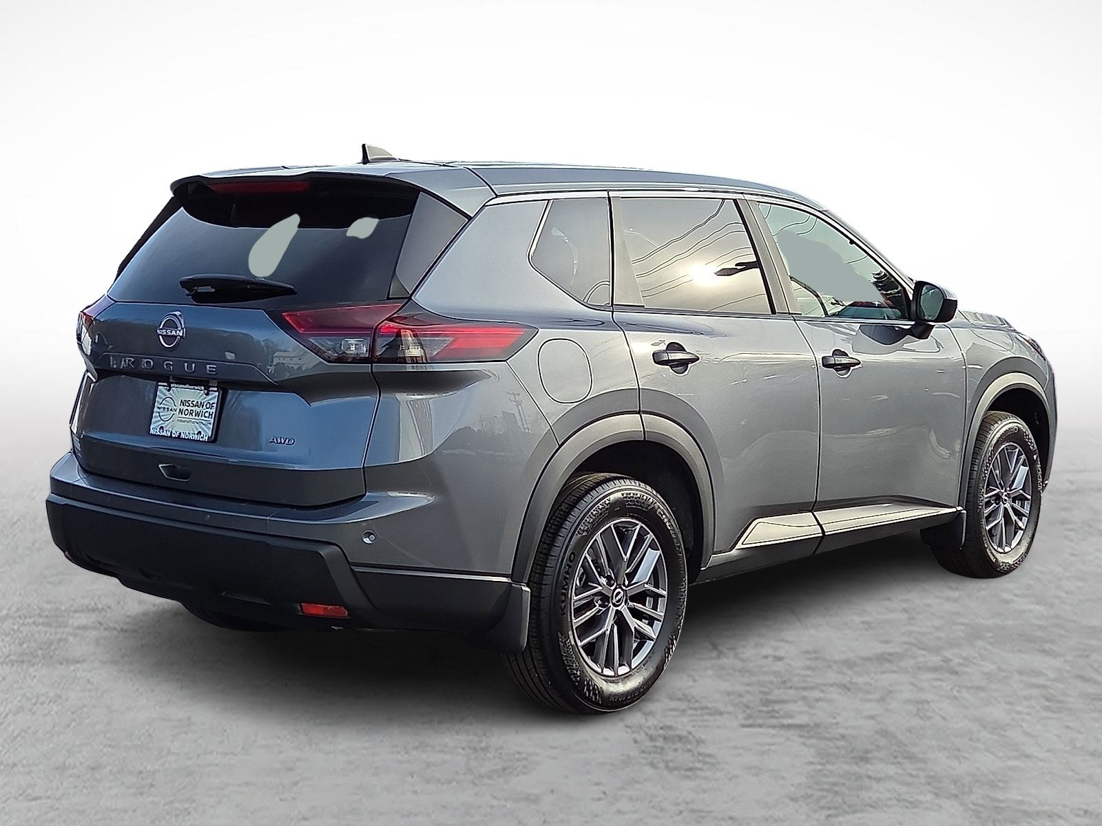 New 2026 Nissan Rogue S image 4