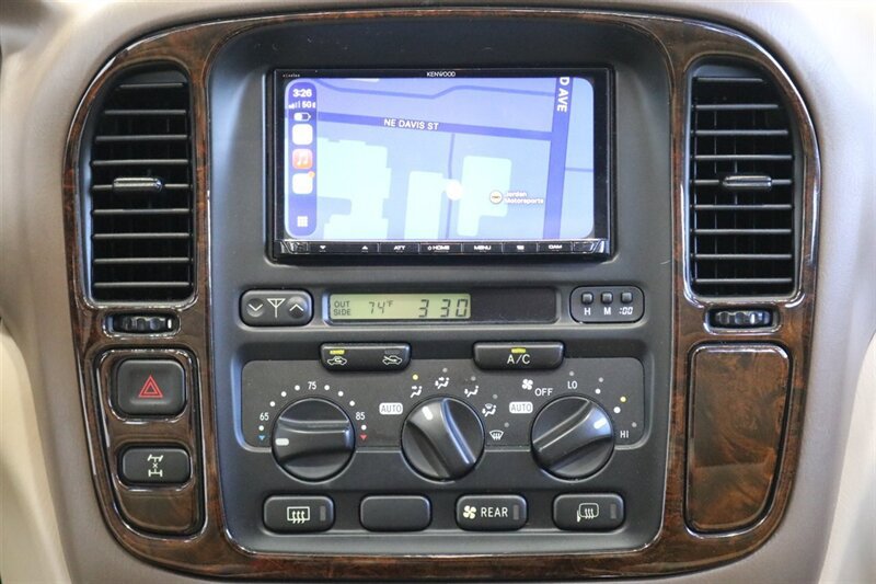 Used 1999 Toyota Land Cruiser AWD/4WD image 88