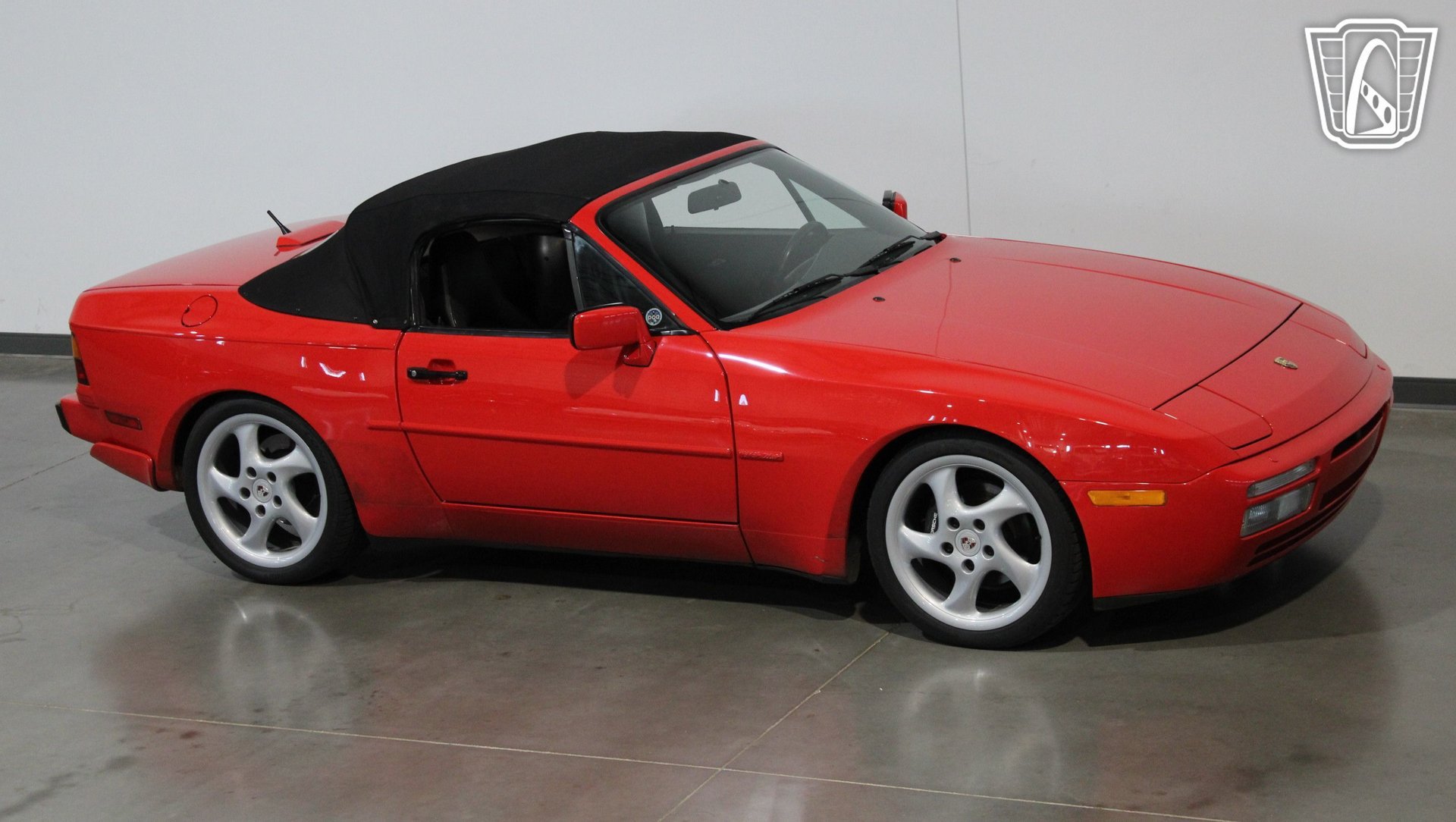 Used 1991 Porsche 944 Cabriolet RWD image 16
