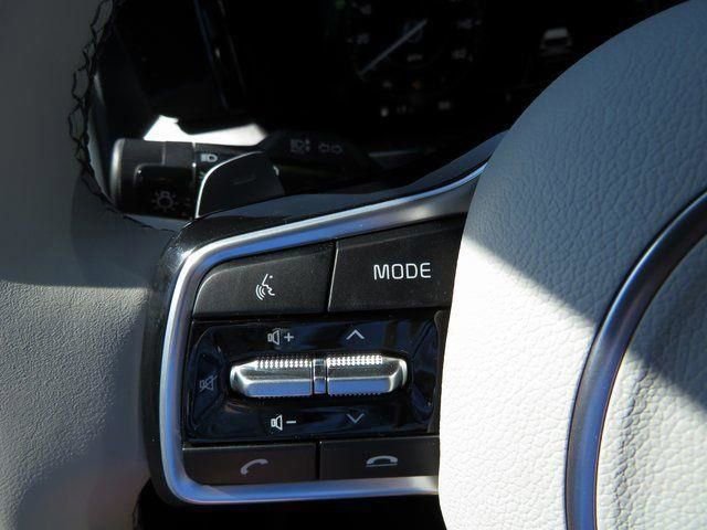 Certified 2023 Kia Sorento SX Prestige image 40