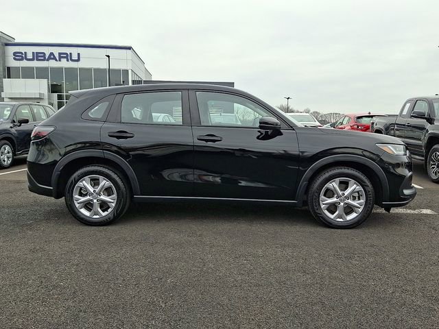 Used 2023 Honda HR-V LX image 8