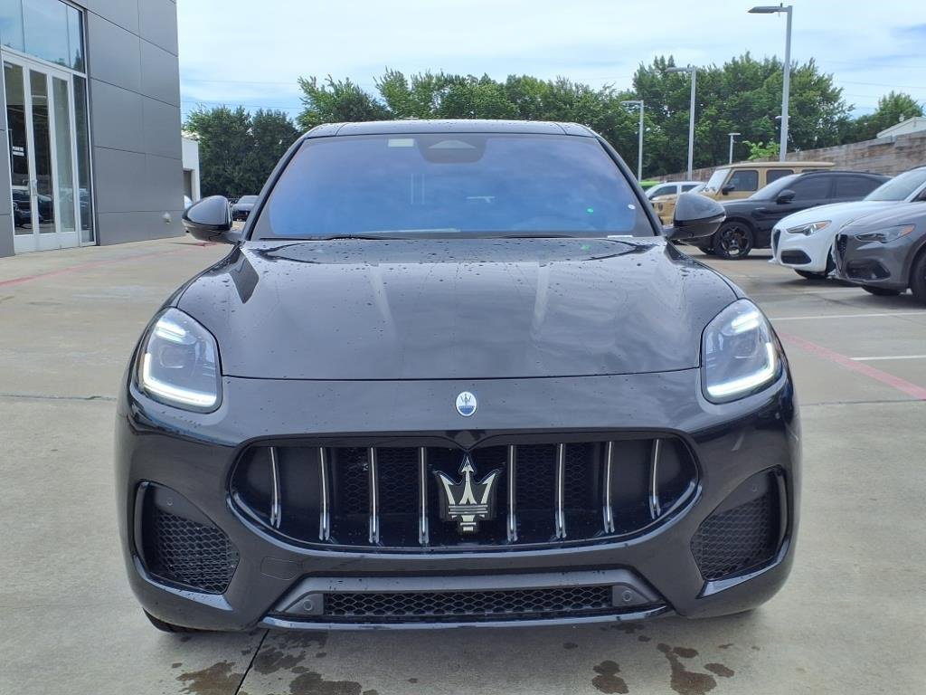 New 2025 Maserati Grecale GT image 4