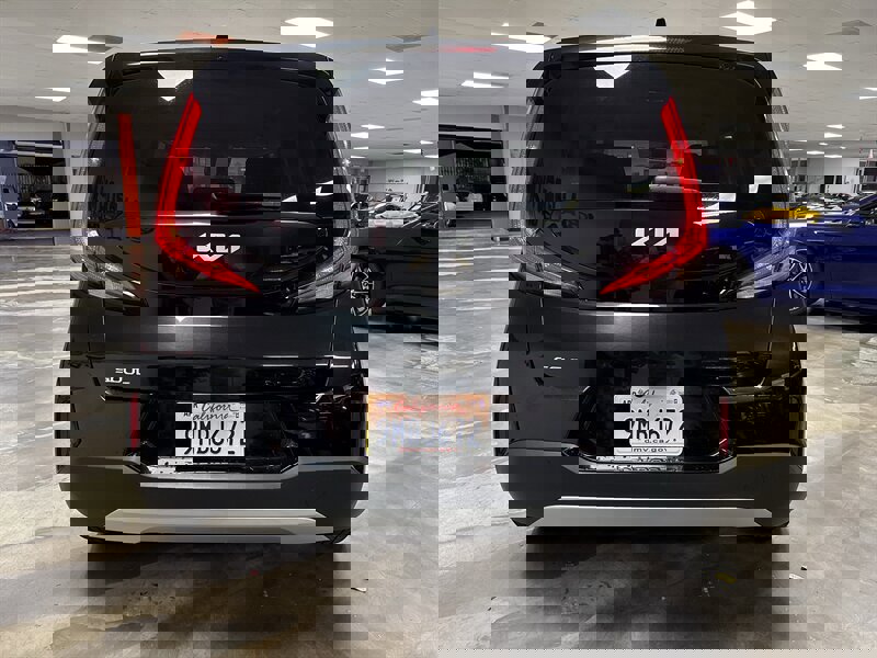 Used 2024 Kia Soul LX w/ Option Group 015 image 9