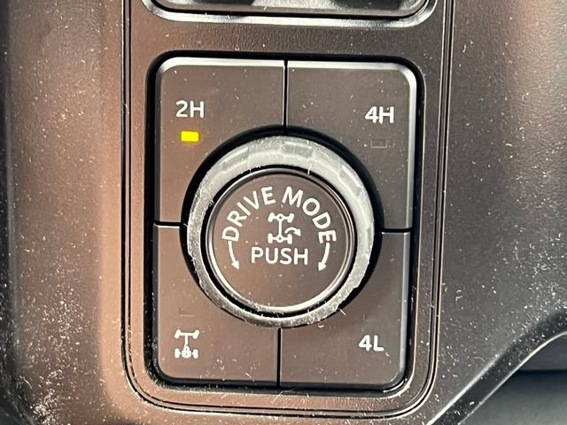 New 2026 Ford F350 Platinum w/ Tremor Off-Road Package AWD/4WD image 40