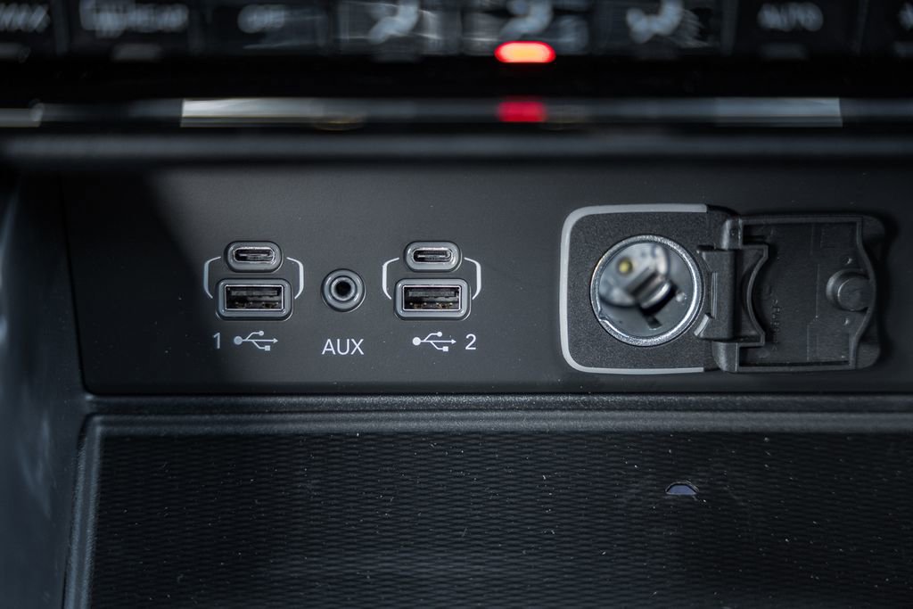 New 2025 Jeep Grand Cherokee Laredo X w/ Luxury Tech Group I image 23