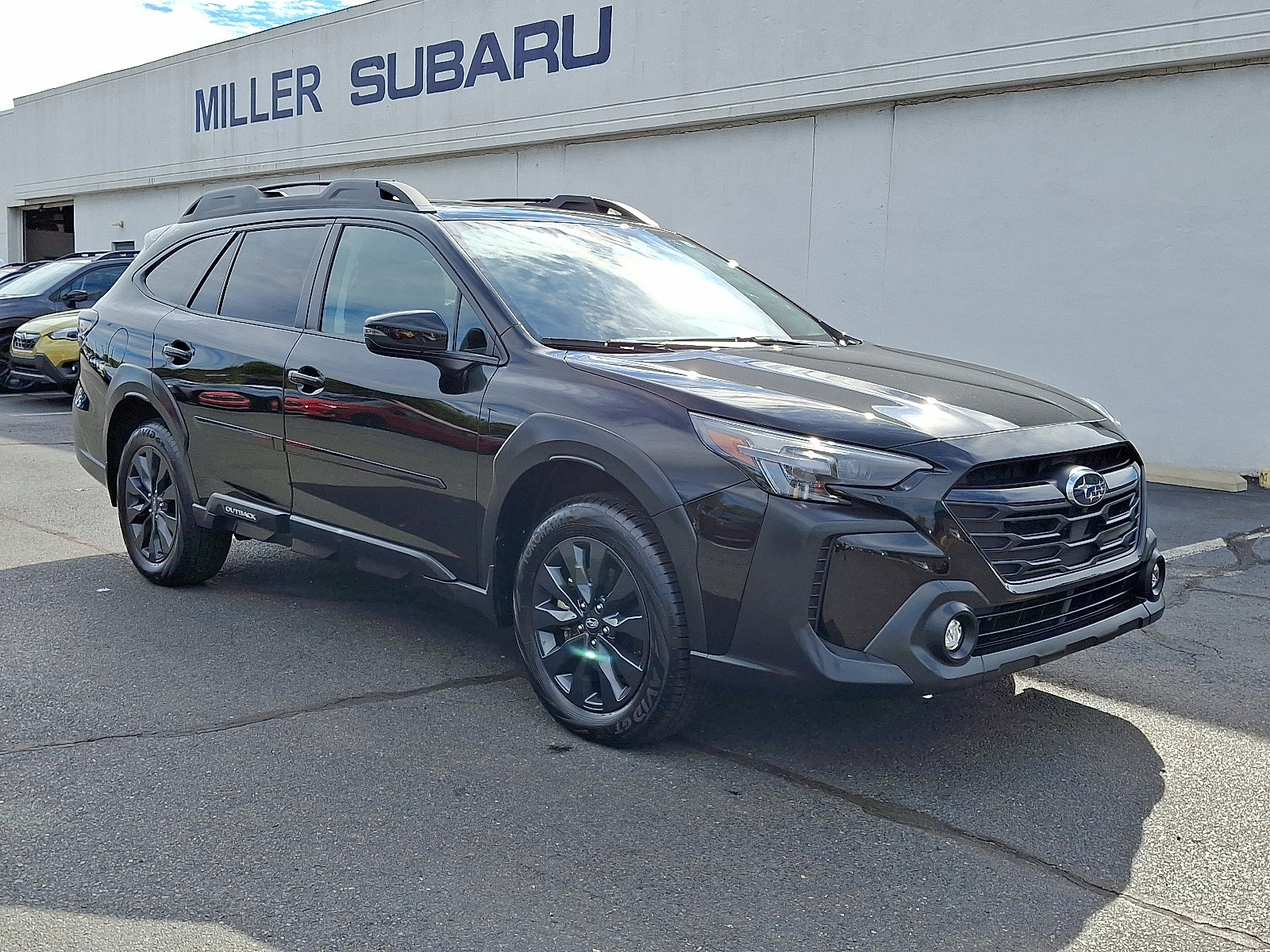 Used 2025 Subaru Outback Onyx Edition XT image 1