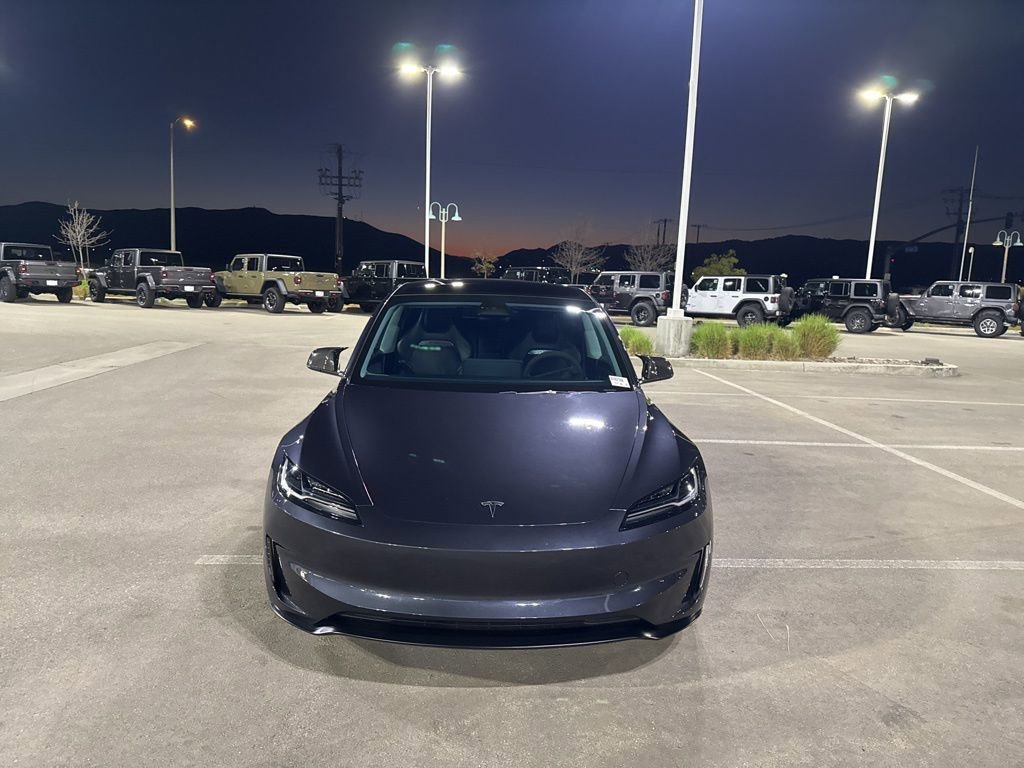 Used 2024 Tesla Model 3 Performance image 3