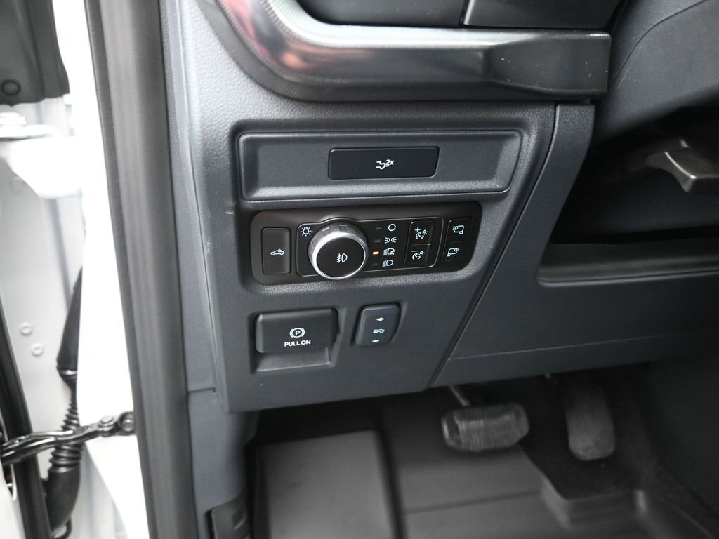 New 2026 Ford F150 Lariat AWD/4WD image 13