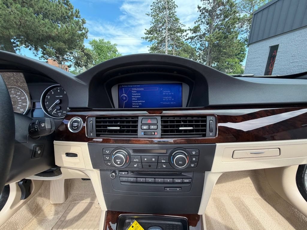 Used 2012 BMW 328i Convertible RWD image 48