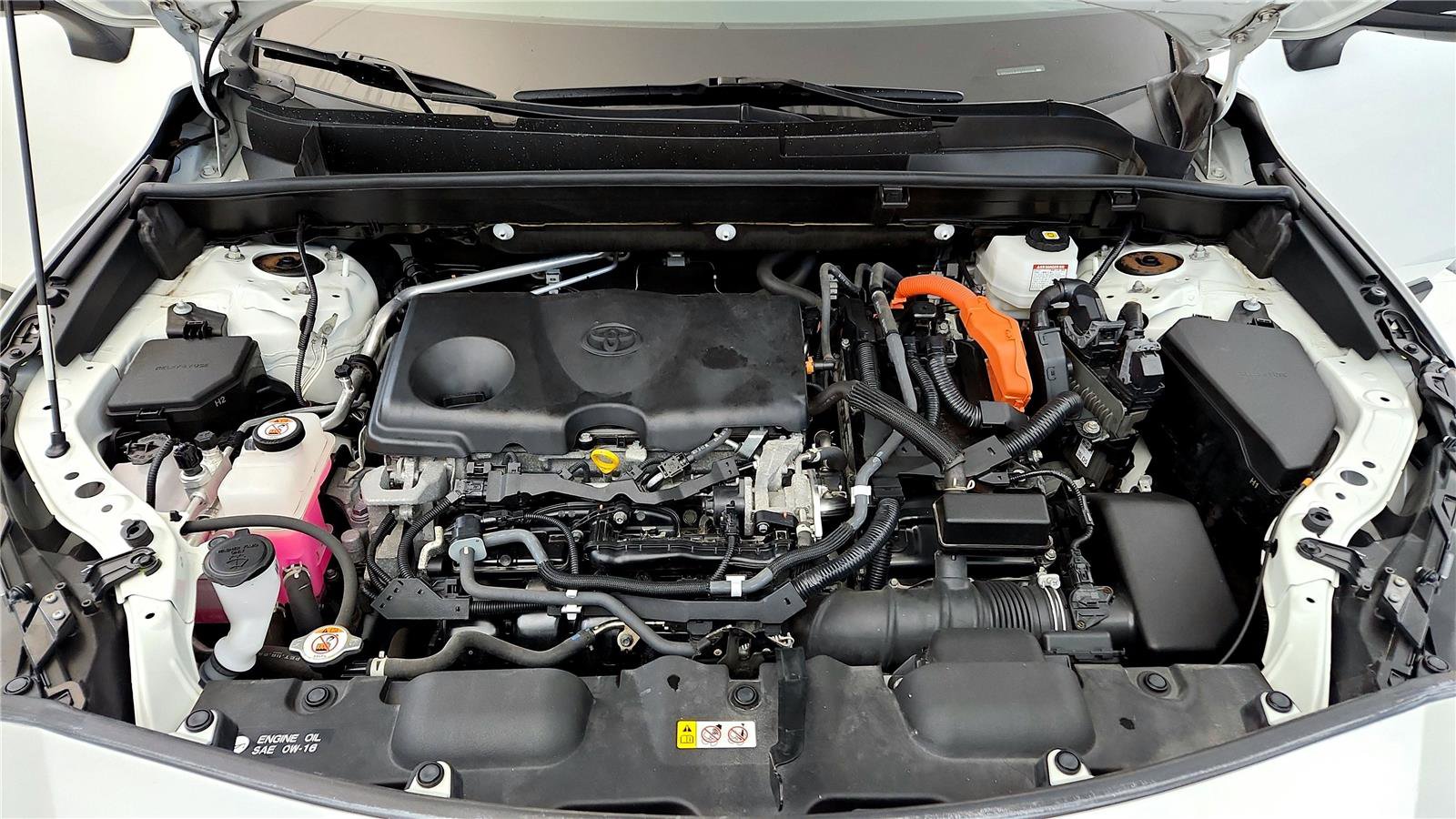 Used 2021 Toyota Venza LE w/ Carpet Mat Package (TMS) image 15