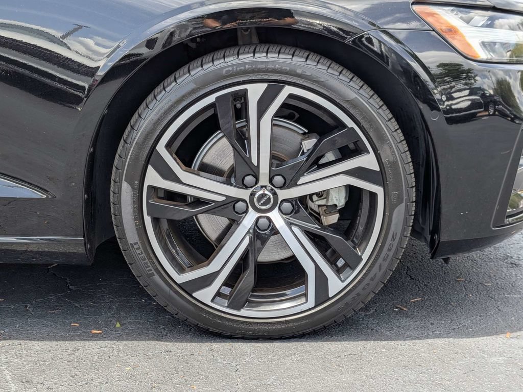 Certified 2023 Volvo S60 B5 Plus FWD image 11