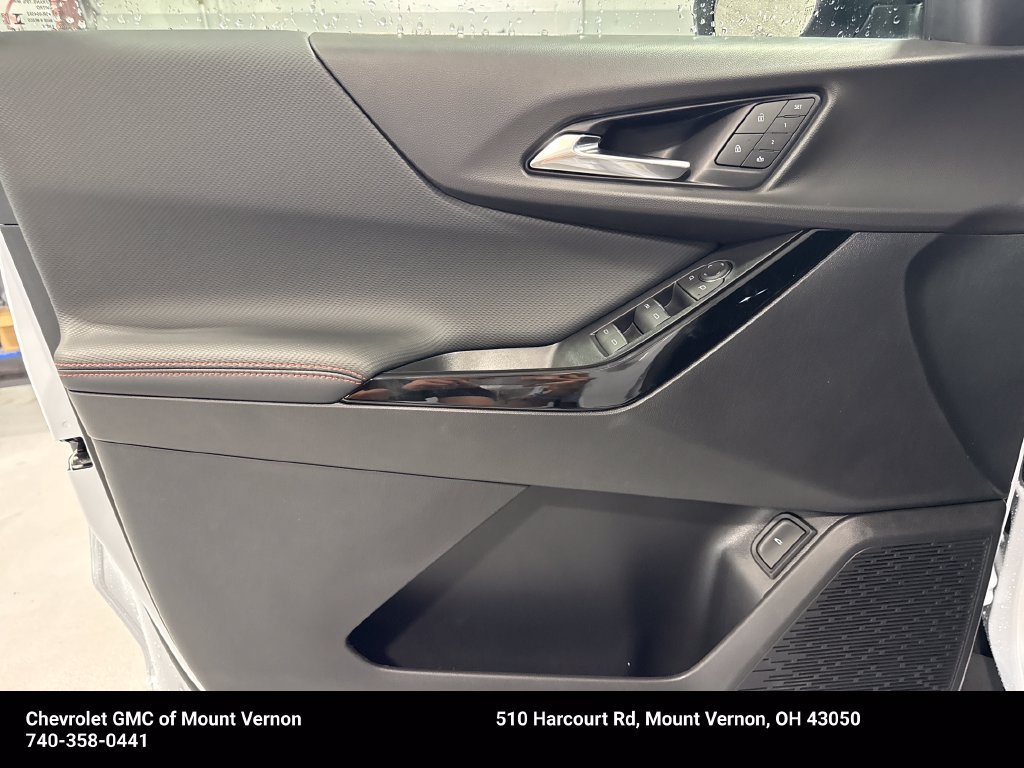 New 2027 Chevrolet Equinox RS w/ Safety and Technology Package FWD image 31