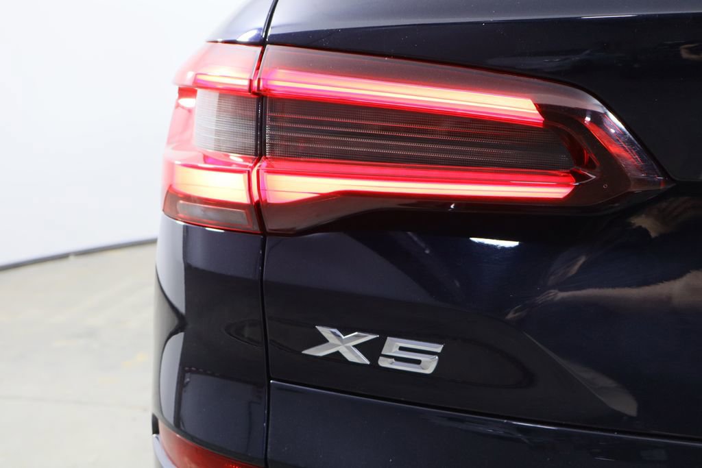 Used 2020 BMW X5 sDrive40i w/ M Sport Package image 40
