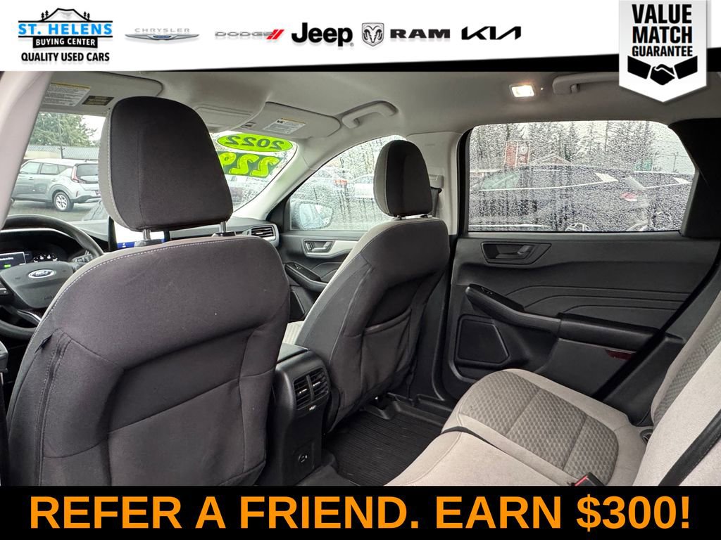 Used 2022 Ford Escape SE image 33