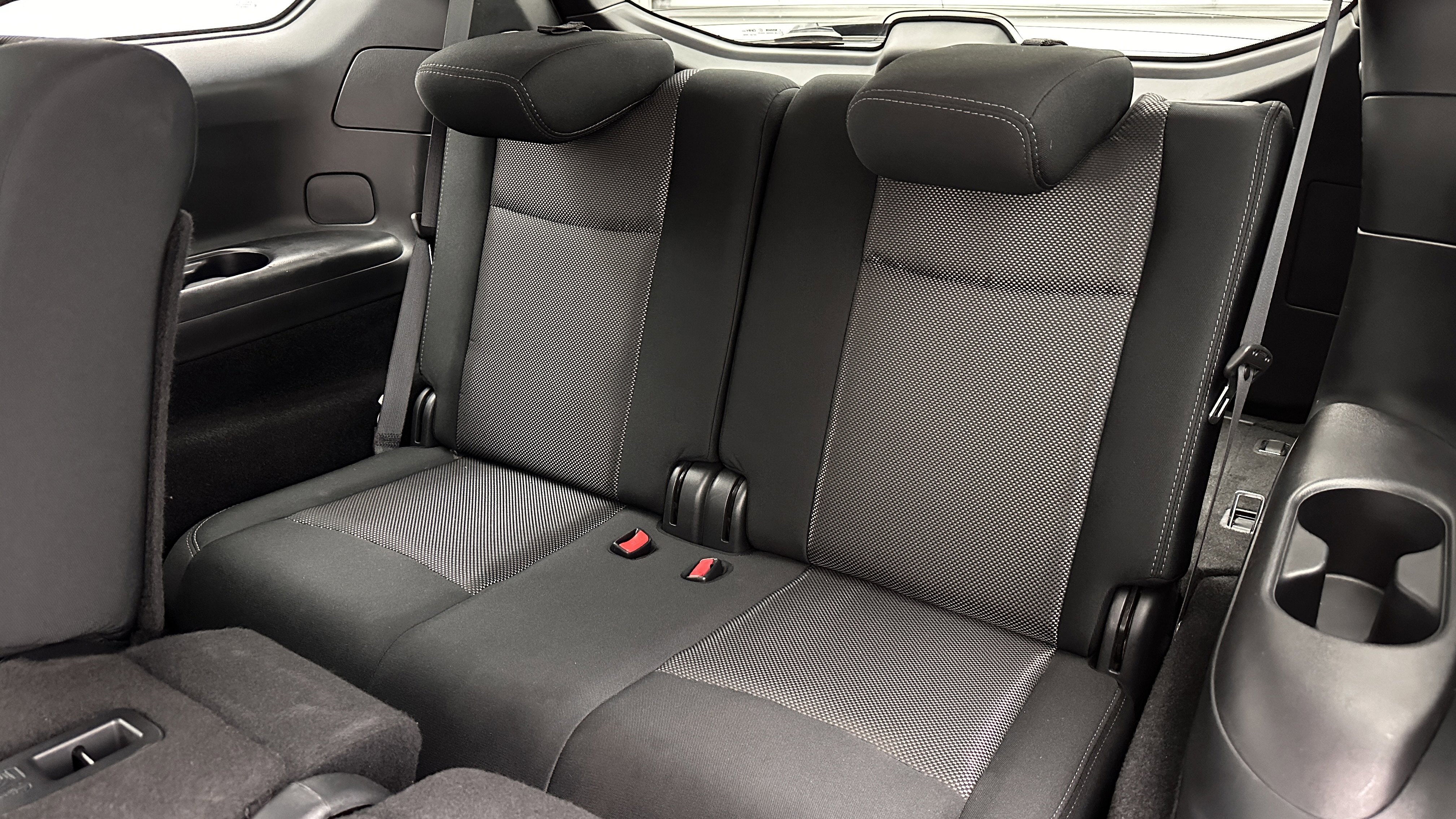 Used 2020 Nissan Pathfinder S FWD image 23