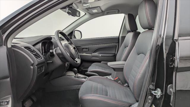 Used 2026 Mitsubishi Outlander Sport SE image 16