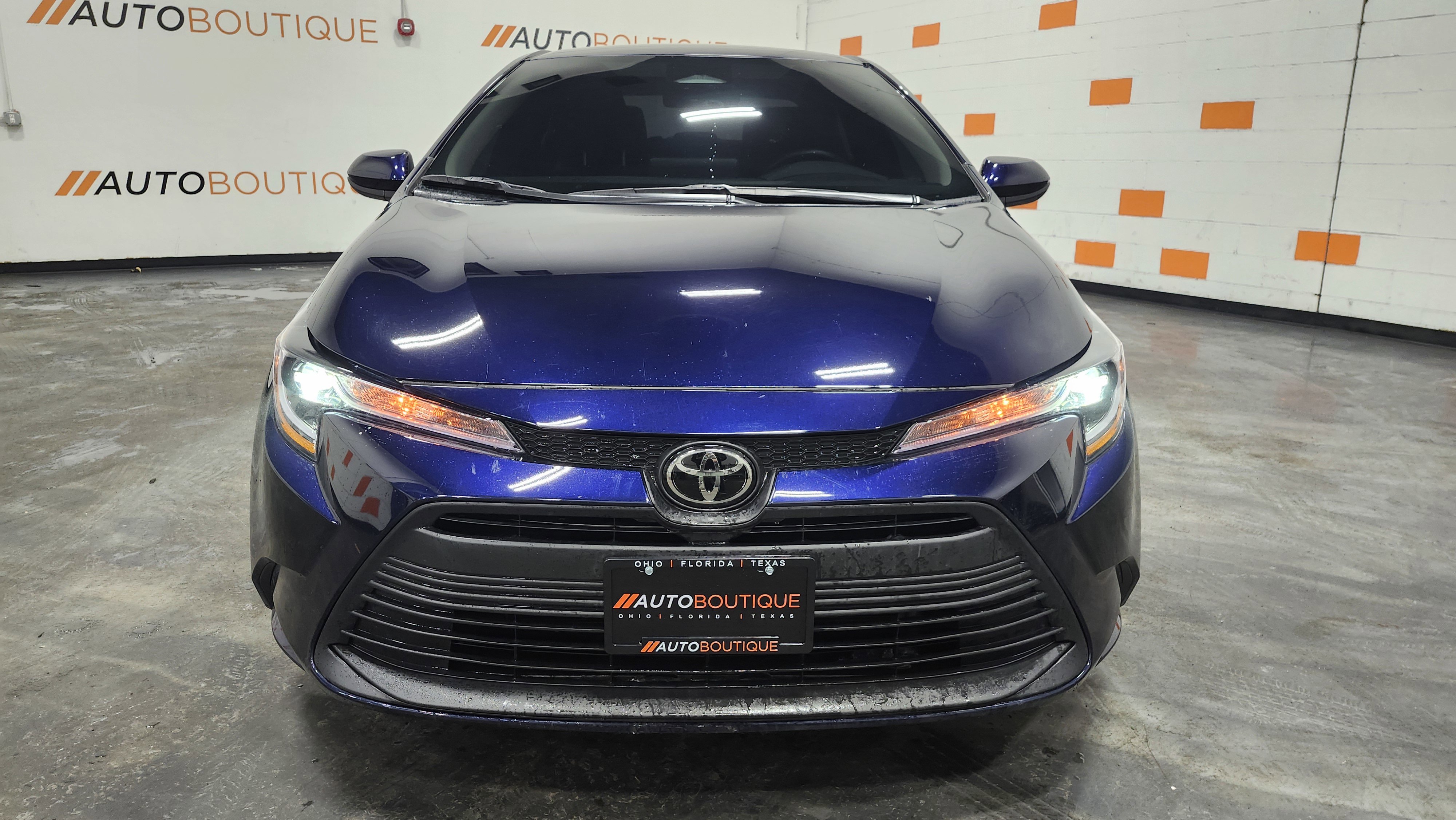 Used 2025 Toyota Corolla LE image 9