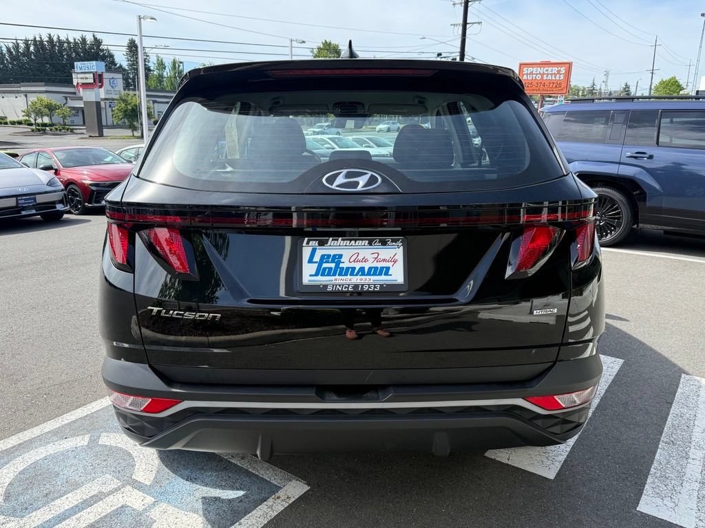 Used 2023 Hyundai Tucson SE AWD/4WD image 4