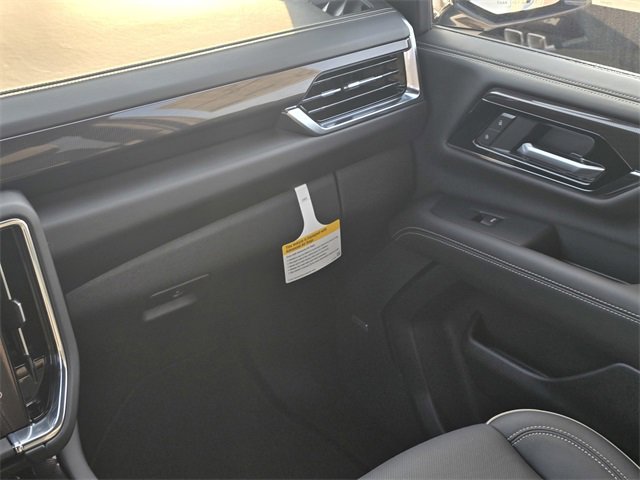 New 2026 GMC Yukon Elevation image 16
