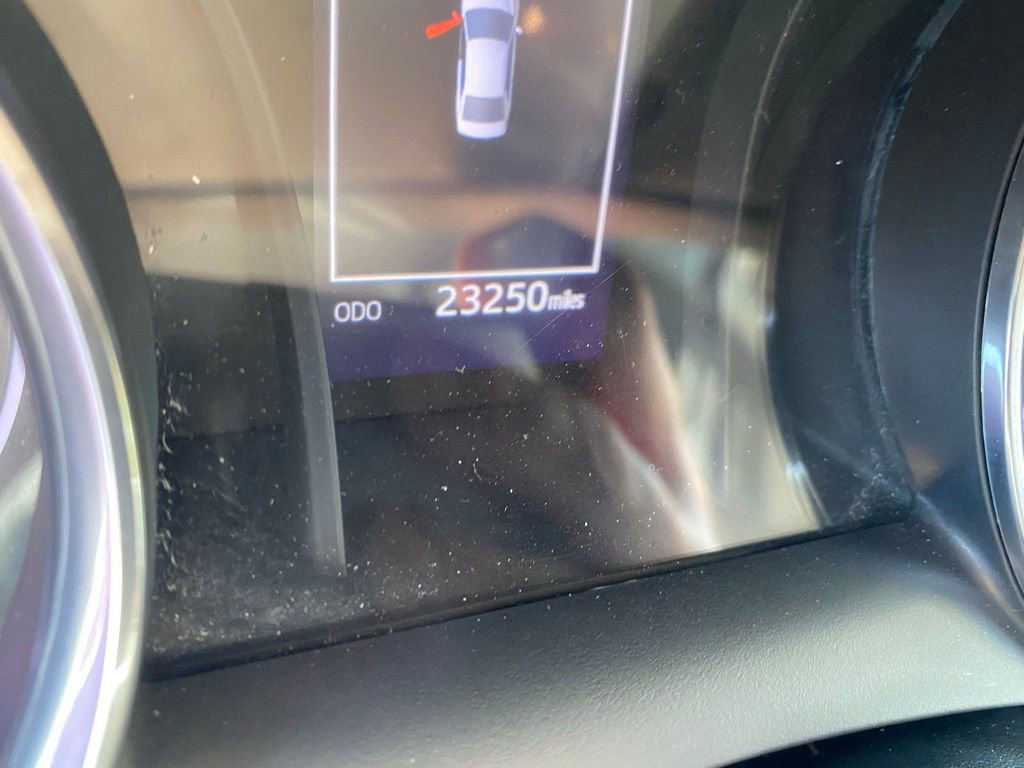 Used 2019 Toyota Camry LE FWD image 5