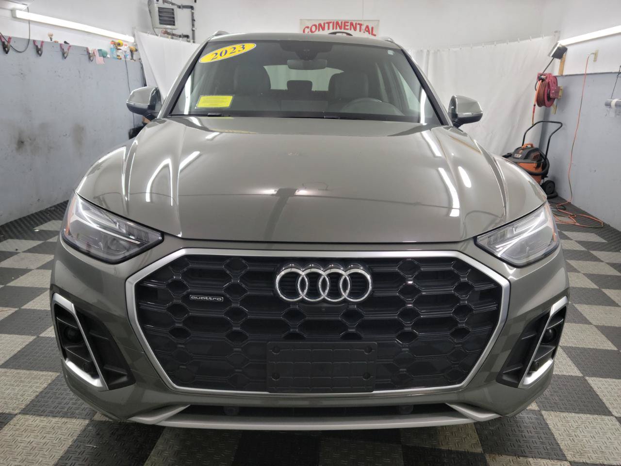 Used 2023 Audi Q5 2.0T Premium Plus w/ Premium Plus Package AWD/4WD image 10