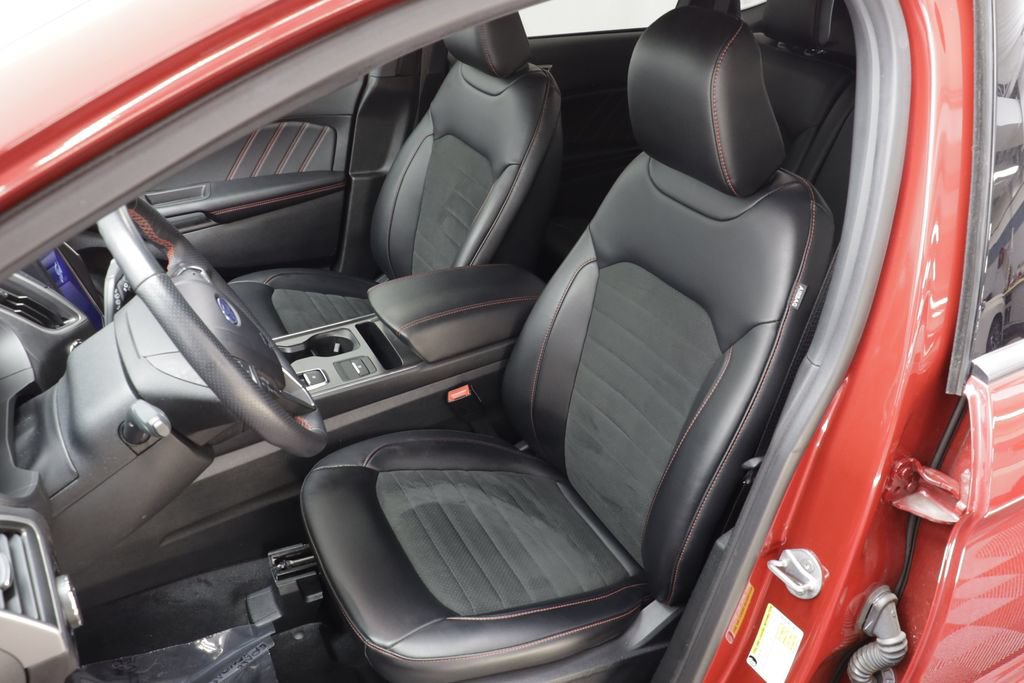 Used 2024 Ford Edge ST-Line AWD/4WD image 13