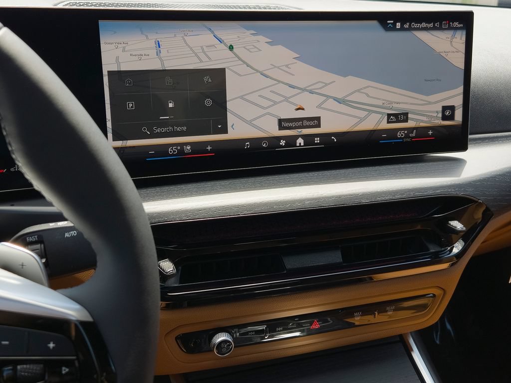 New 2026 BMW 330i Sedan w/ Premium Package RWD image 12