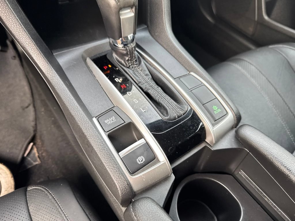 Used 2018 Honda Civic Touring image 7
