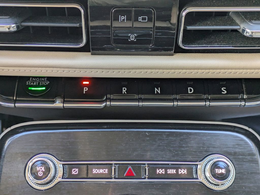 Used 2021 Lincoln Nautilus AWD w/ Equipment Group 101A image 22