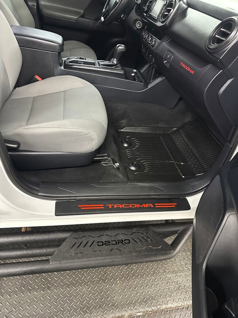 Used 2018 Toyota Tacoma SR w/ SR Convenience Package image 36