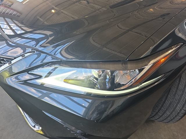 Certified 2025 Lexus ES 350 F Sport FWD image 30