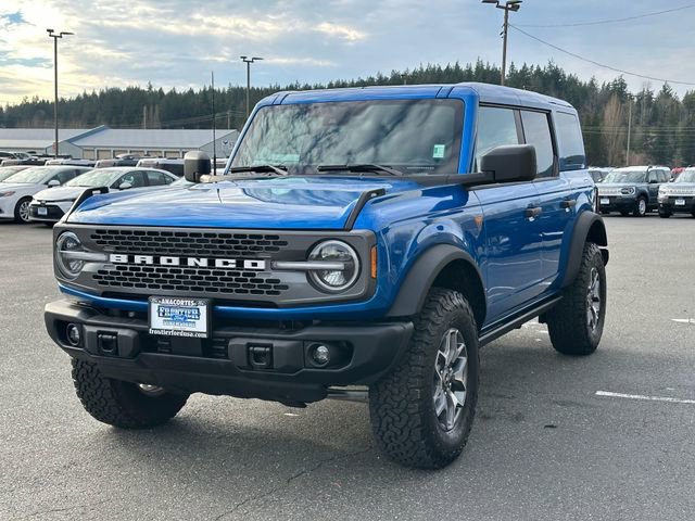 Used 2025 Ford Bronco Badlands image 7