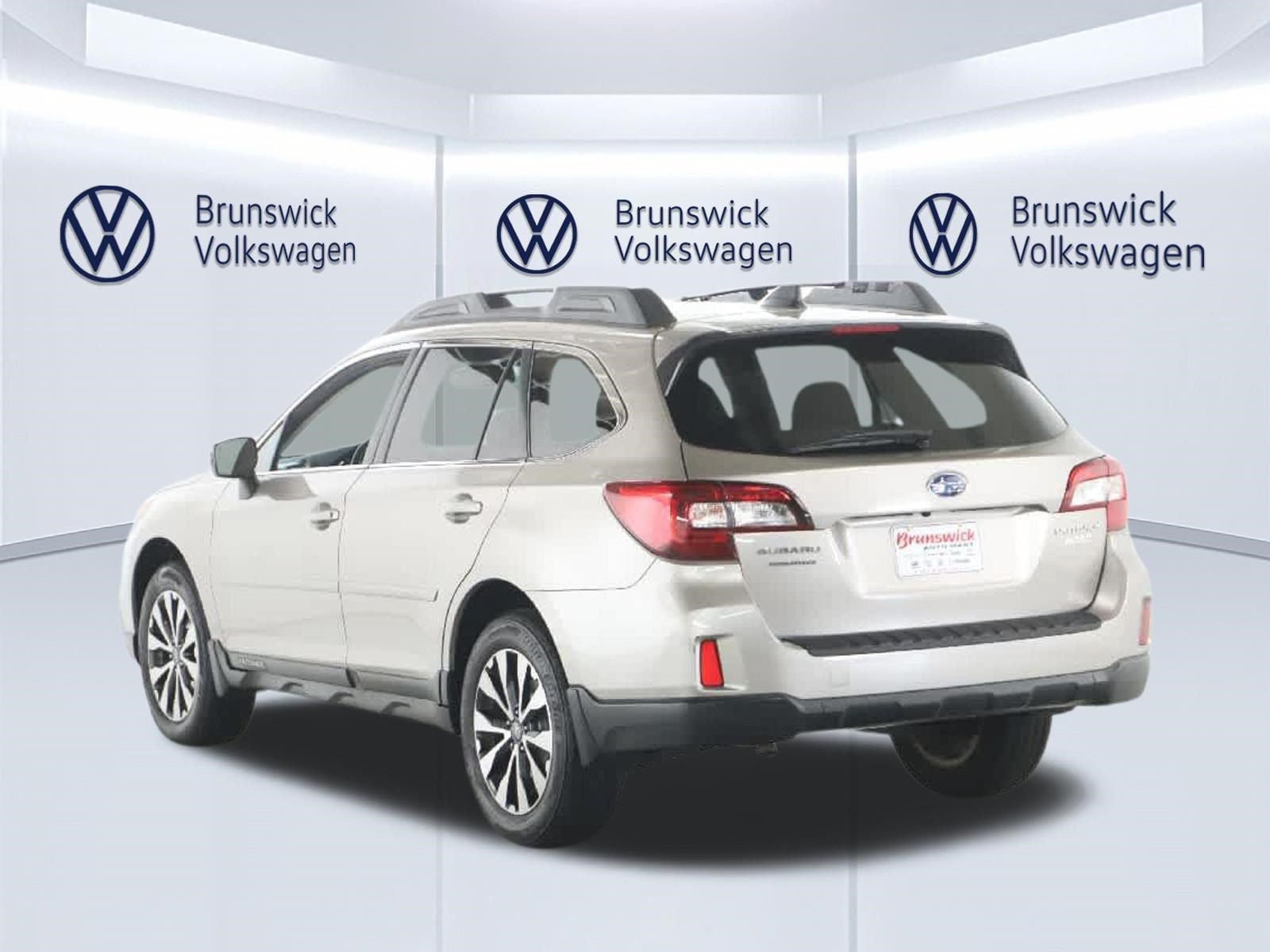 Used 2016 Subaru Outback 2.5i Limited AWD/4WD image 40