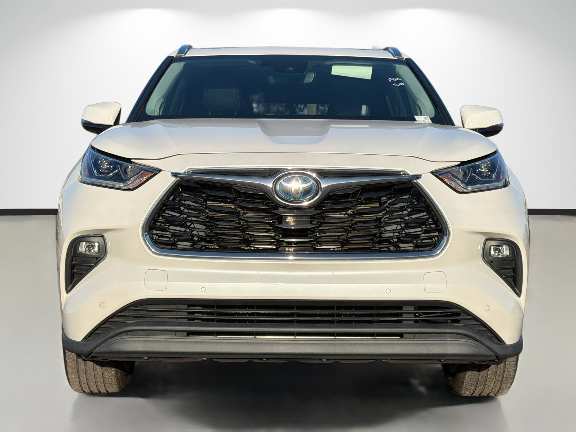 Used 2021 Toyota Highlander Limited image 8