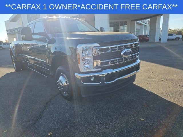Used 2025 Ford F350 XLT image 3