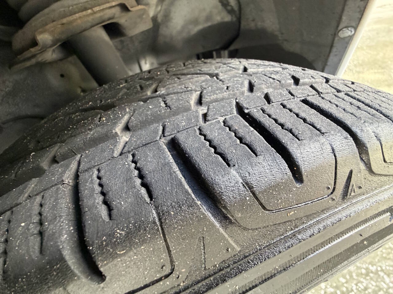Used 2012 Ford Escape XLS FWD image 17