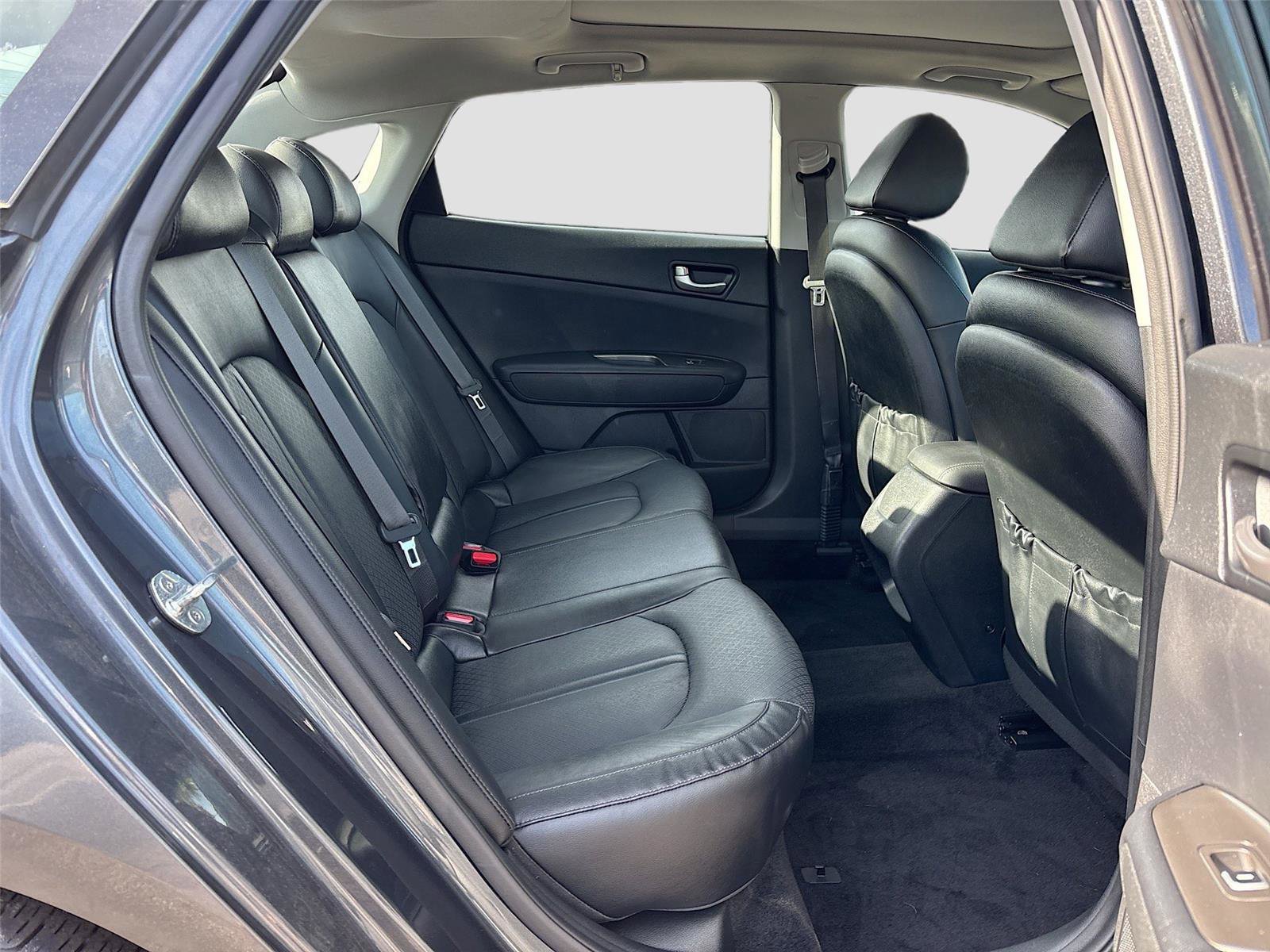 Used 2020 Kia Optima SE image 26