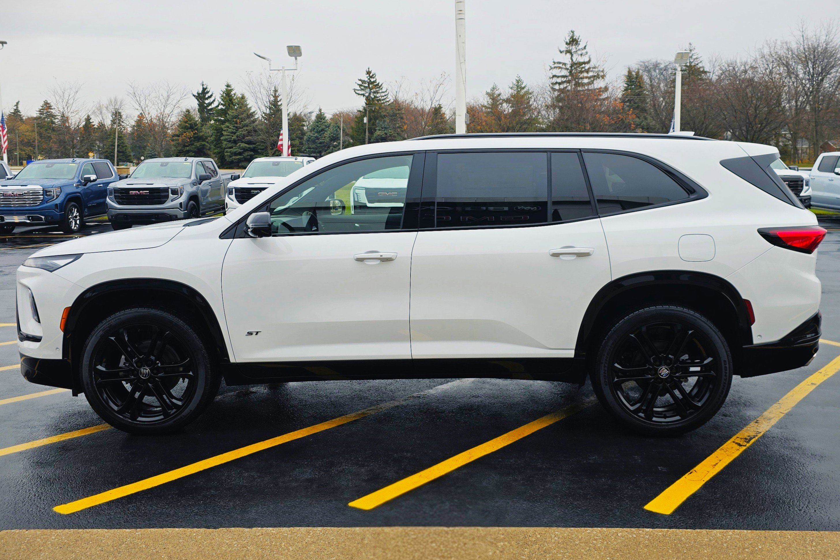 New 2026 Buick Enclave Sport Touring w/ Super Cruise Package image 5