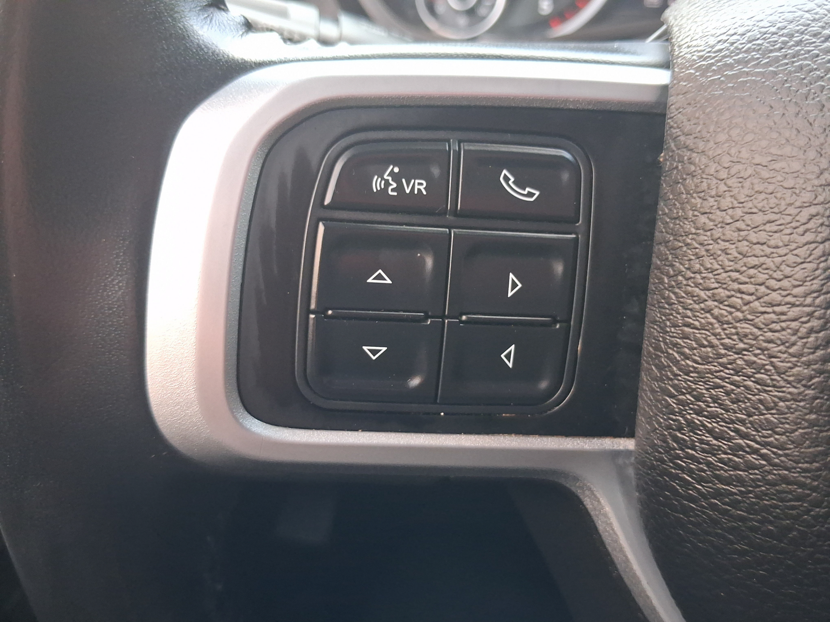 Used 2022 RAM 3500 Big Horn w/ Night Edition AWD/4WD image 22